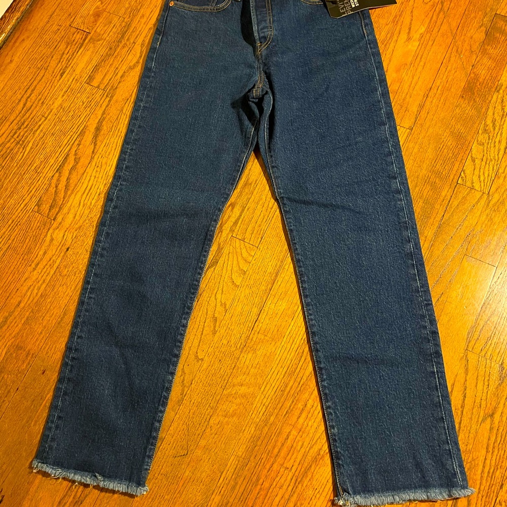 Levi’s Wedgie